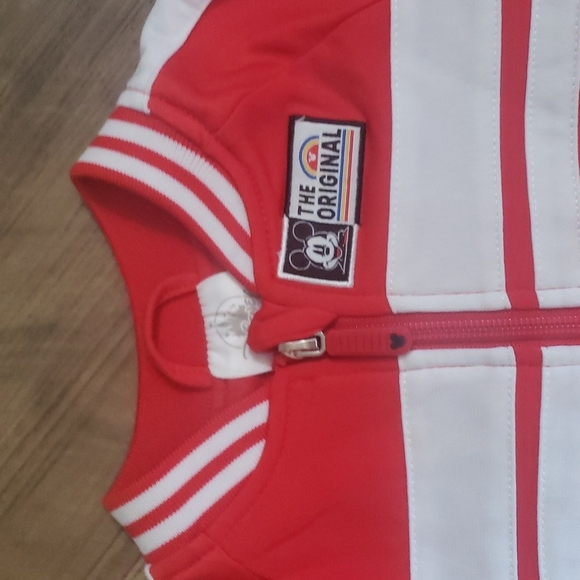 Disney red toddler jacket - Picture 2 of 4